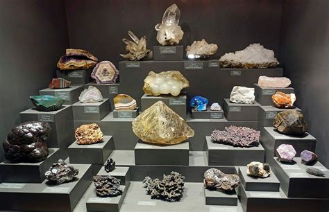 Minerals, Crystals, Rocks & Stones: What’s The Difference? - FossilEra.com