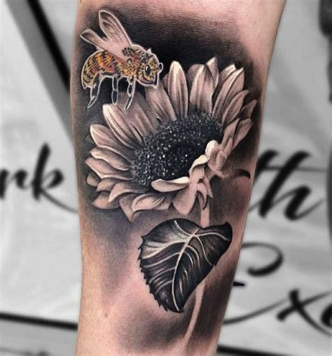 Sunflower Bee Tattoo | Sunflower and bee tattoo, Sunflower bee tattoo, Bee tattoo