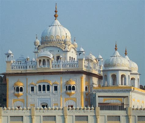 Monuments | Lahore