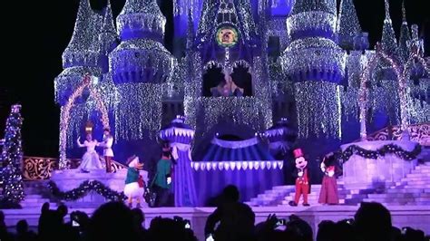 2011 Cinderella Castle Christmas Lighting at Magic Kingdom, Walt Disney ...