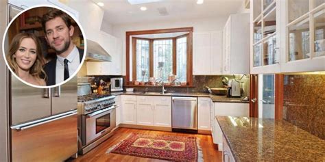 See Inside John Krasinski and Emily Blunt's Brooklyn Apartment - Inside John Krasinski and Emily ...