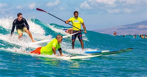 Hawaii's Best Surfing Competitions | TropixTraveler