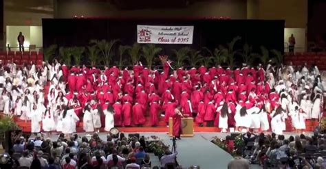 This high school graduation routine will put your class to shame | High ...