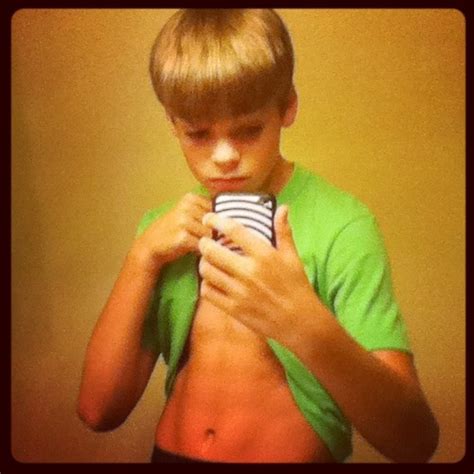 A muscular kid ;) (single btw) | Muscular, Kids, Single