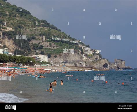 Italy maiori beach hi-res stock photography and images - Alamy