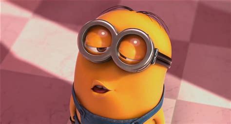 Minion Kiss, Despicable Me 2, Daydreaming, Kiss, Funny, Silly, Minion, HD wallpaper | Peakpx