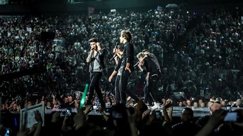 Reviews of 'One Direction: This Is Us,' 'Getaway' and More