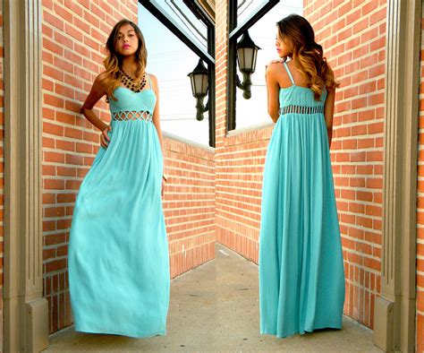 26 Ways to Wear Mint Green | Styles Weekly