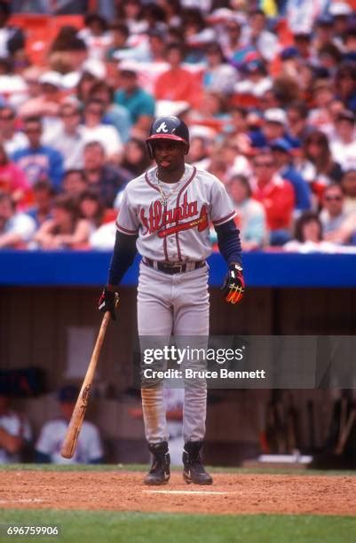 Deion Sanders” Baseball Photos and Premium High Res Pictures - Getty Images