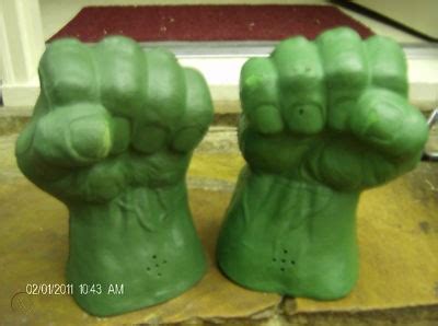 ELECTRONIC FOAM HULK HANDS SMASH 'n BASH SOUND EFFECTS (2003) | #243476805