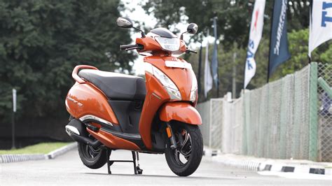 2021 TVS Jupiter 125 first ride review: Scooter for the family man | HT ...