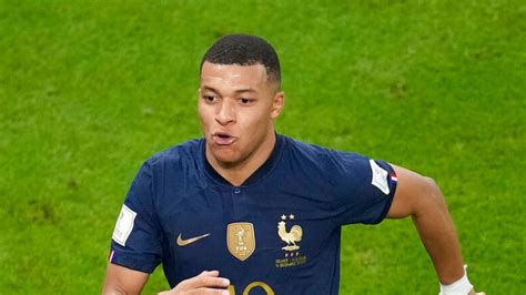FIFA World Cup 2022: France's Kylian Mbappe Misses Training, Doing Recovery Work - The Satya News