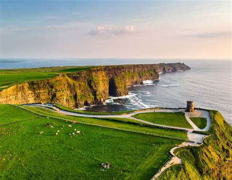 22 Essential Ireland Travel Tips to Not Look Like a Tourist