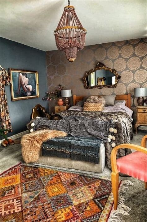 38 Unique And Bold Maximalist Bedroom Decor Ideas - DigsDigs