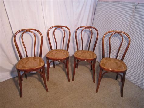 Set Of 4 French Bistro Or Cafe Bentwood Chairs - Antiques Atlas