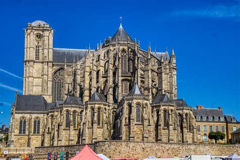 Structurae [en]: Le Mans Cathedral