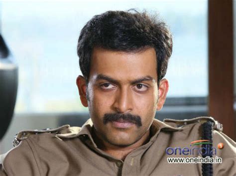 Mumbai Police Movie Review | Prithviraj Jayasurya Rahman | Rosshan ...