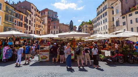 Visit the Campo de’ Fiori in the City of Rome