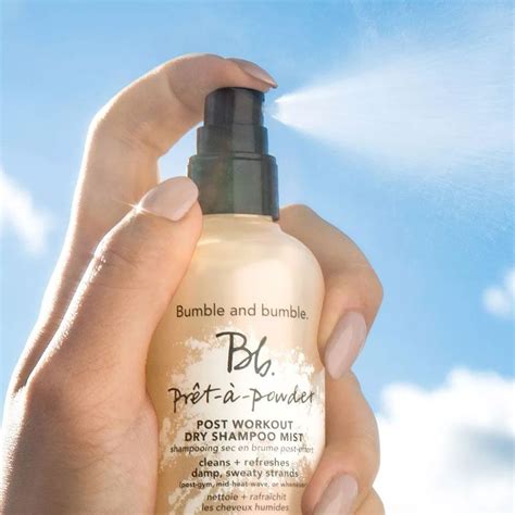 This Benzene-Free Dry Shampoo Mist Leaves Hair Fresh