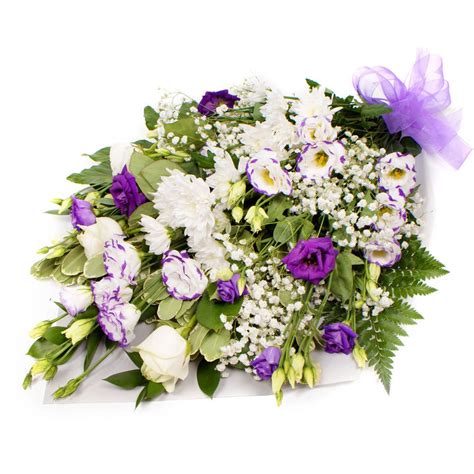 Sympathy flowers Calne | Sympathy flowers delivery by Marias Florist