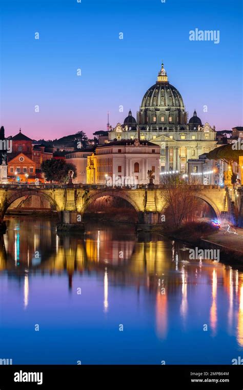 St peters basilica the vatican hi-res stock photography and images - Alamy