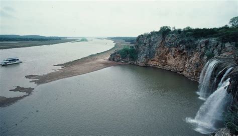 Cruise Alongside Vanishing Texas at Lake Buchanan