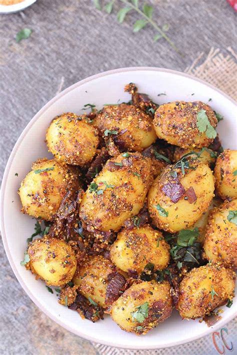 Chettinad Potato Fry | Easy Spicy Potato fry | Aloo fry recipe with video