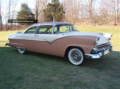 1955 Ford Fairlane Crown Victoria Rare Color Combo / Buckskin & White Rust