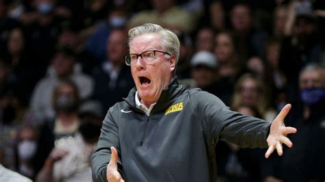 Purdue Basketball: Iowa Preview