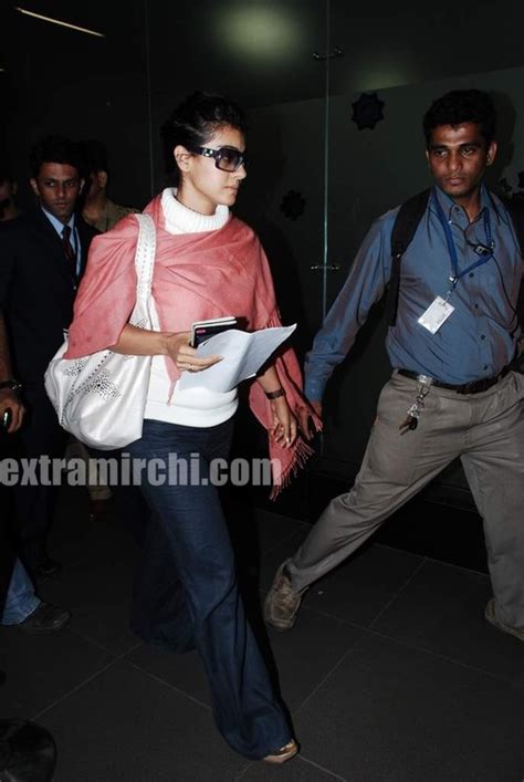 Shahrukh & Kajol for My Name Is Khan - Abu Dhabi premiere - extraMirchi.com