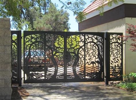 Custom Steel Driveway Gate #4006 – DaVinci Gate