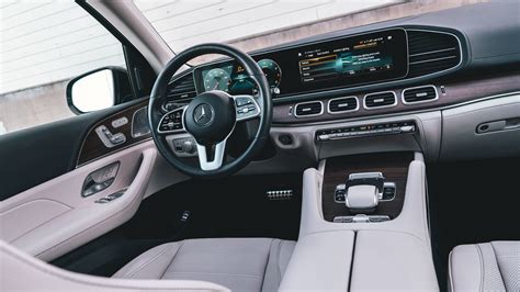 10 Interior and Tech Features We Like About the 2020 Mercedes-Benz GLS ...