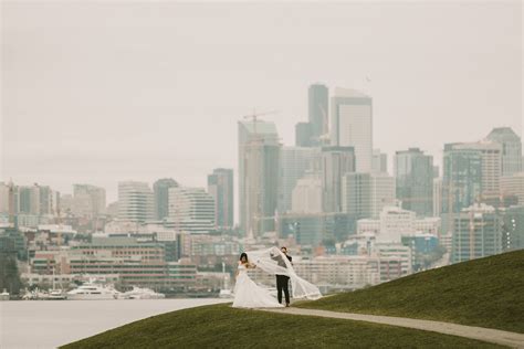 Isaiah + Taylor Photography - Gas Works Park Wedding Portraits, Seattle