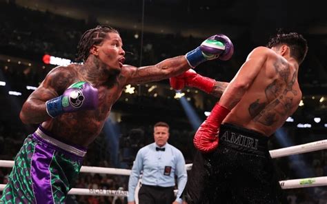 2023 Boxing Recap: Highlights Superfights and Upset Stories