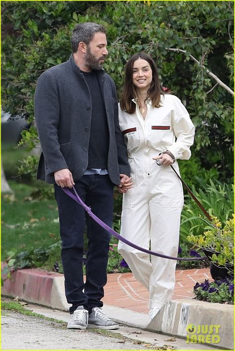 Ben Affleck & Girlfriend Ana de Armas Enjoy a Stroll Together on Easter Amid Quarantine: Photo ...