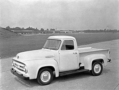 Pictures of Classic Ford Pickup Trucks | Ford pickup trucks, Pickup trucks, Vintage trucks