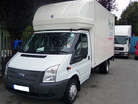 Finding the Best Luton Van Rental Company - Shire Link