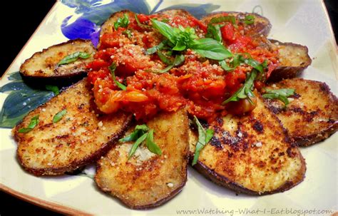 Watching What I Eat: Low Fat Eggplant Parmesan ~ Meatless Monday