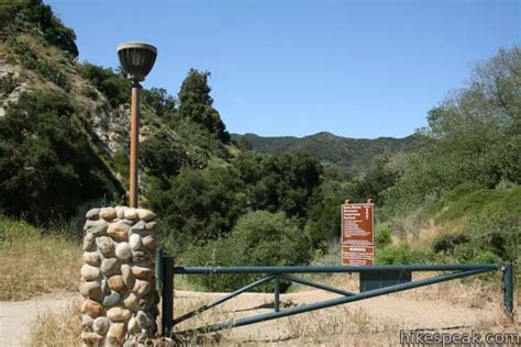 Temescal Canyon Trail | Los Angeles | Hikespeak.com