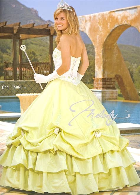 Debutante/Cotillion Dresses 611 SHAWL & HANDBAG INCLUDED | Vestidos