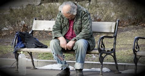 A Rich Woman Helps A Homeless Man For A Beautiful Reason