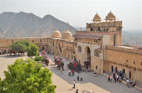 Amer Fort - One of the Top Attractions in Jaipur, India - Yatra.com