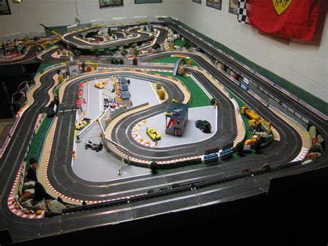 1050 best 1/32 Slot car layouts images on Pinterest | Models, Car and Slot cars