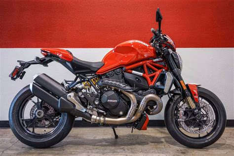 Review of Ducati Monster 1200 R 2018: pictures, live photos ...