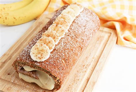 Banana Roll Cake - BubbaPie