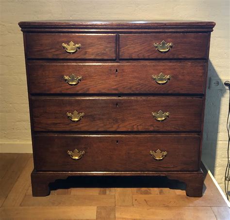 Small chest of drawers ca 1780 - Furniture - Erik vd Berg