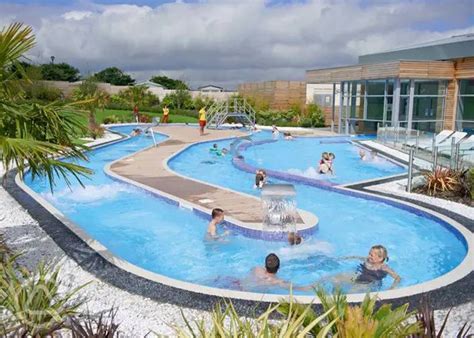 Campsites with swimming pools in Yorkshire