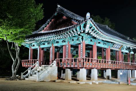 Summer Night Stroll into Jeonju Hanok Village and Omokdae