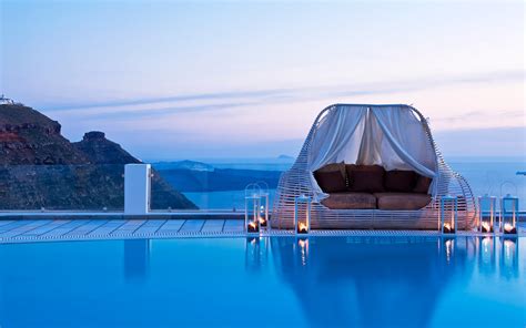 Luxury Life Design: Most Romantic Honeymoon Destinations