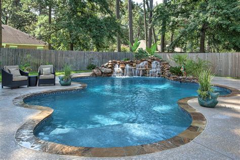 Backyard Landscaping Ideas With Pool